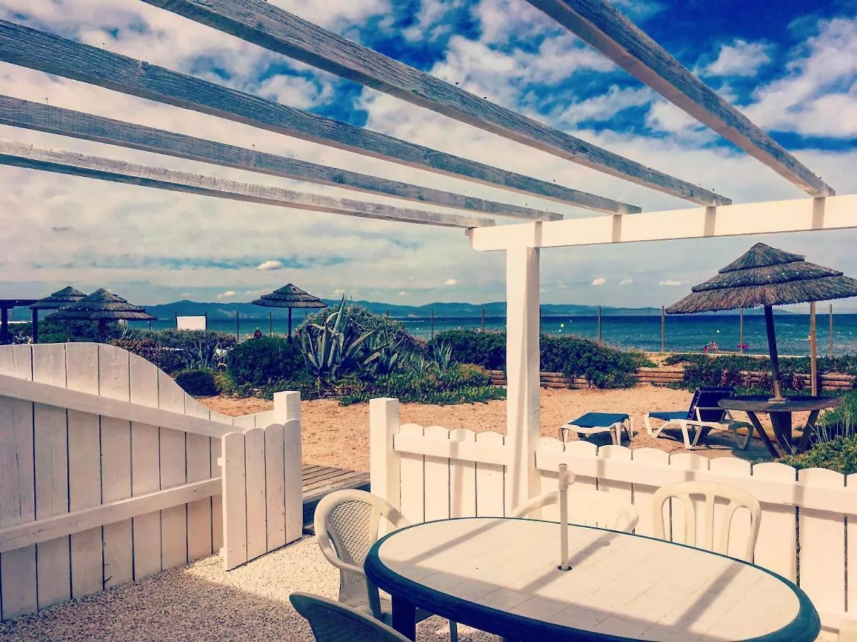 O Bord De Mer ! Hyeres Apartment